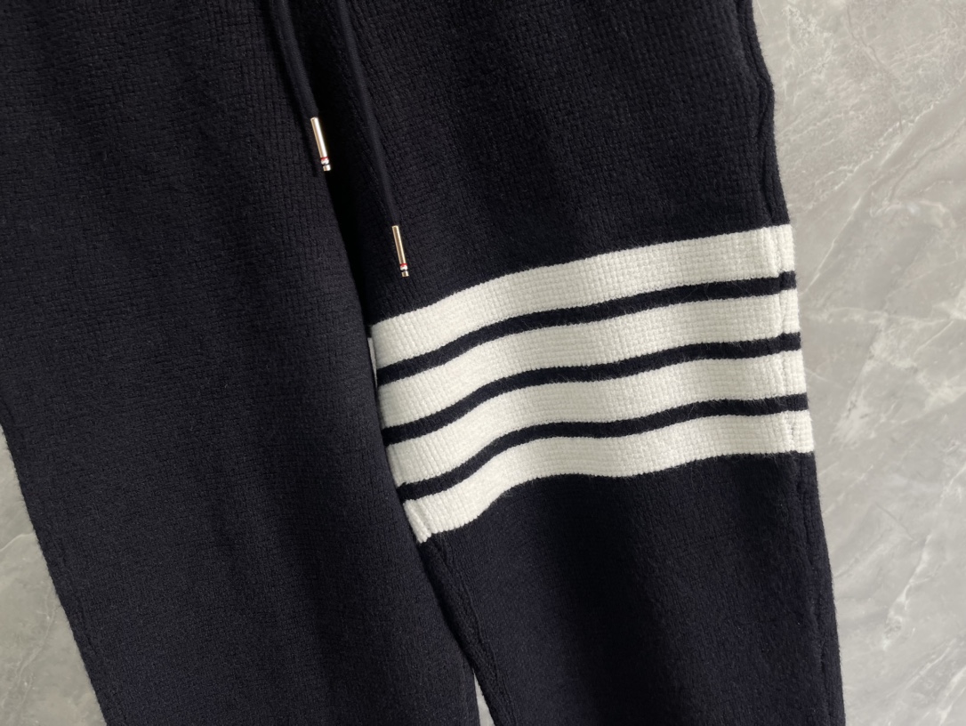 b5d9e8cf8fcf49b9ff9cbf414d4b49b3_1708224653_674.jpg