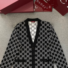 구찌 울 자카드 가디건