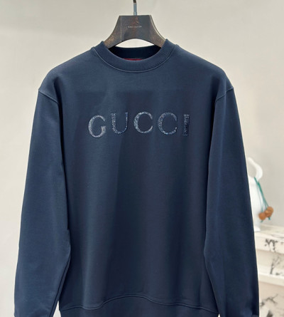 구찌 네이비 맨투맨