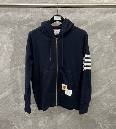 톰브라운 하트 집업 후드