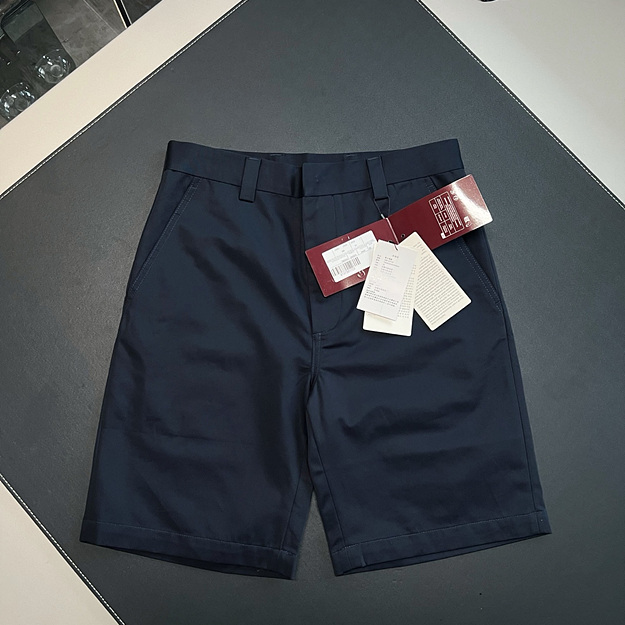 구찌 삼선 반바지