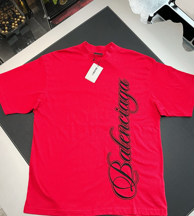 발렌시아가 레터링 반팔