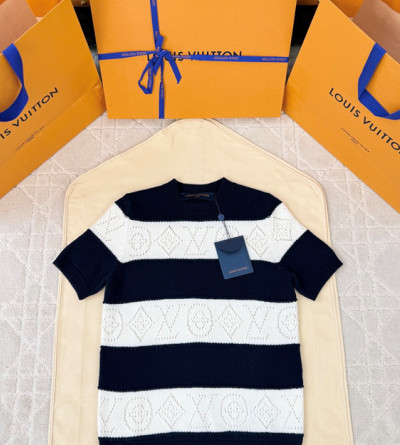 루이비통 펀칭 니트 반팔