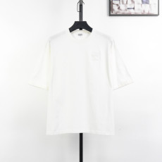 로에베 자수 반팔