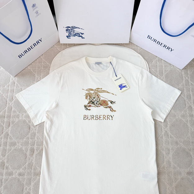 버버리 프린팅 반팔